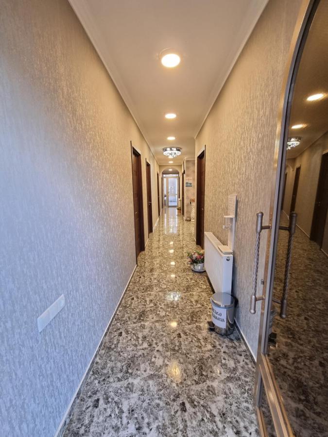 Hotel Lotus 아할치헤 외부 사진