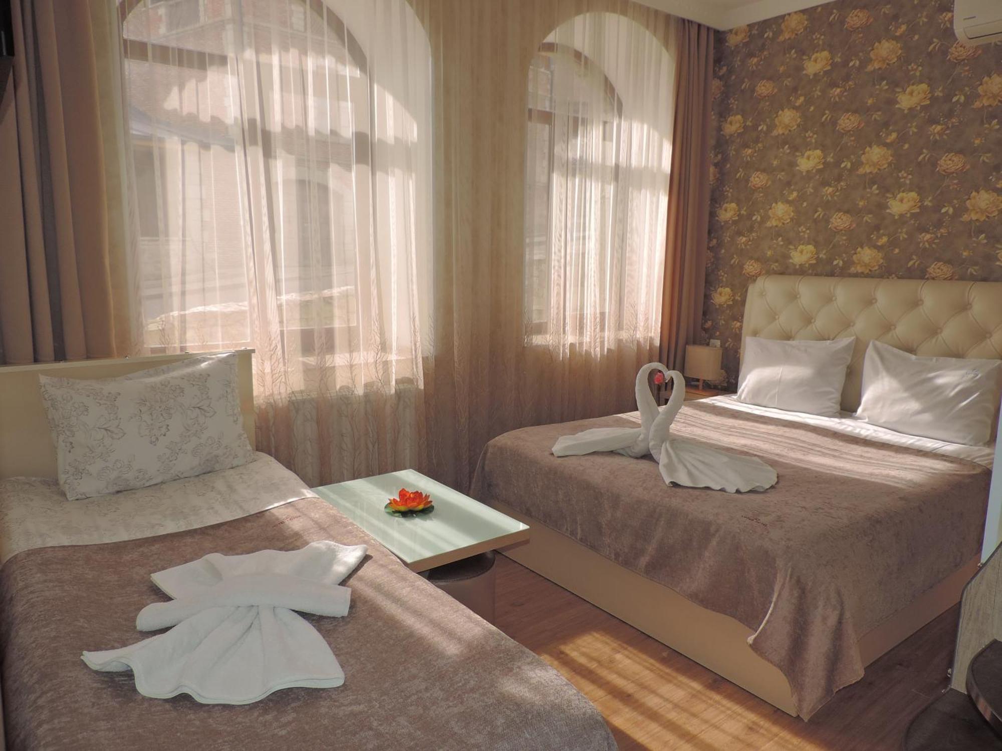 Hotel Lotus 아할치헤 외부 사진