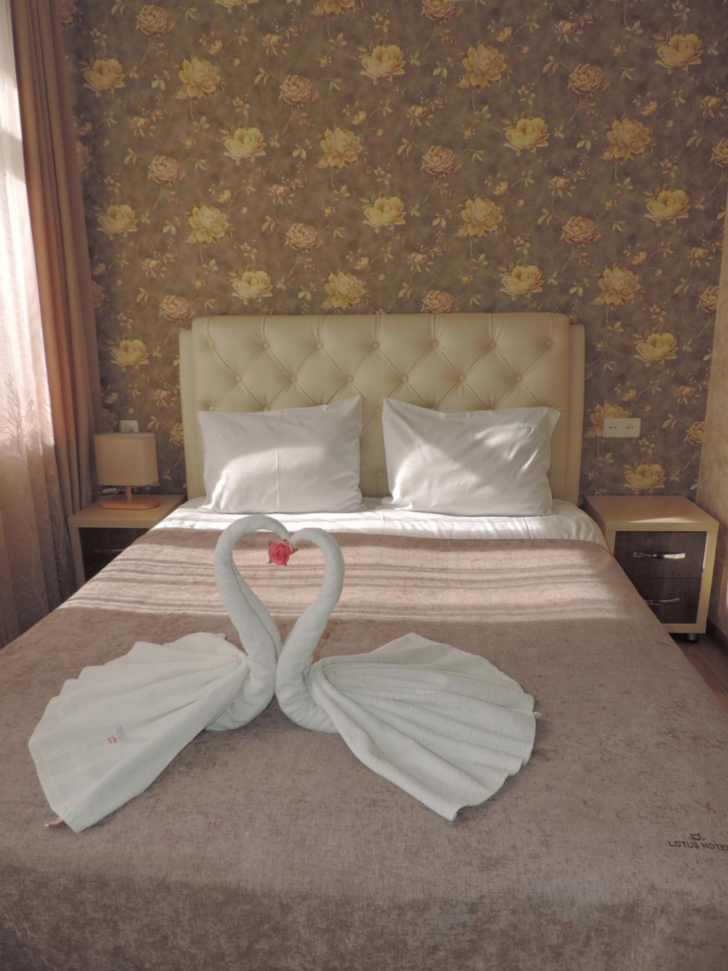 Hotel Lotus 아할치헤 외부 사진