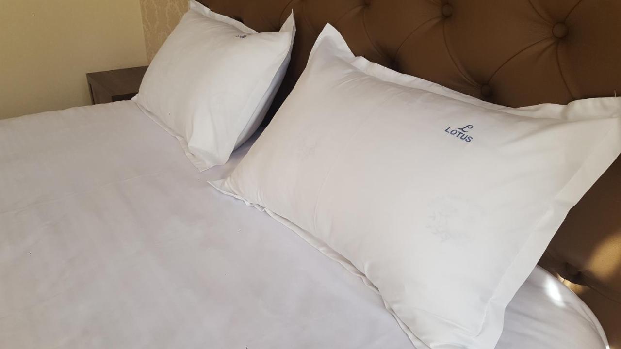 Hotel Lotus 아할치헤 외부 사진